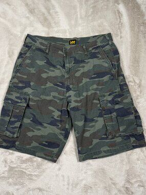 Y2K Vintage Lee Camo Cargo Shorts Size 36